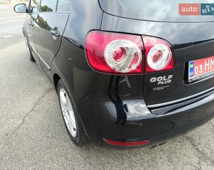 Черный Фольксваген Гольф Плюс, объемом двигателя 1.4 л и пробегом 170 тыс. км за 11200 $, фото 11 на Automoto.ua