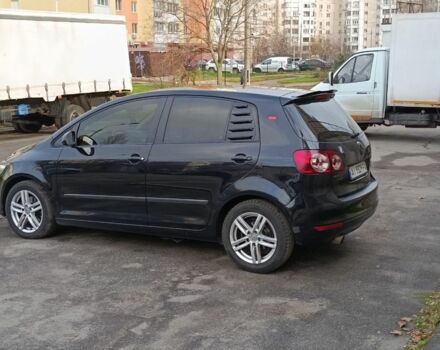 Черный Фольксваген Гольф Плюс, объемом двигателя 1.6 л и пробегом 330 тыс. км за 7000 $, фото 8 на Automoto.ua