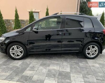 Черный Фольксваген Гольф Плюс, объемом двигателя 1.6 л и пробегом 206 тыс. км за 8300 $, фото 5 на Automoto.ua