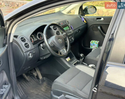 Черный Фольксваген Гольф Плюс, объемом двигателя 1.2 л и пробегом 162 тыс. км за 6200 $, фото 11 на Automoto.ua