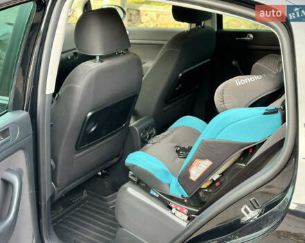 Черный Фольксваген Гольф Плюс, объемом двигателя 1.2 л и пробегом 162 тыс. км за 6200 $, фото 10 на Automoto.ua