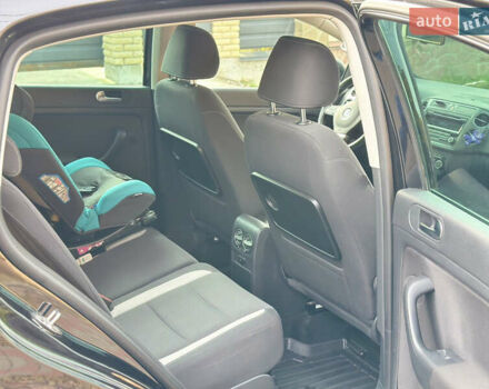 Черный Фольксваген Гольф Плюс, объемом двигателя 1.2 л и пробегом 162 тыс. км за 6200 $, фото 9 на Automoto.ua