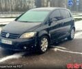 Черный Фольксваген Гольф Плюс, объемом двигателя 1.9 л и пробегом 240 тыс. км за 5600 $, фото 4 на Automoto.ua