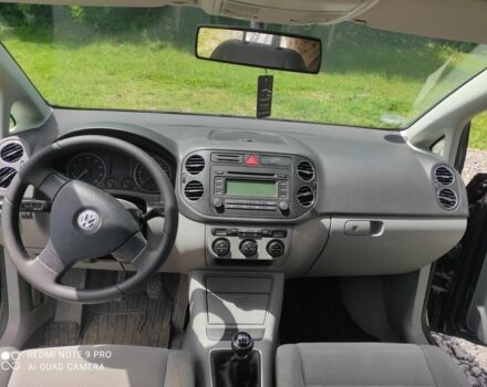 Чорний Фольксваген Golf Plus, об'ємом двигуна 1.6 л та пробігом 200 тис. км за 5300 $, фото 6 на Automoto.ua