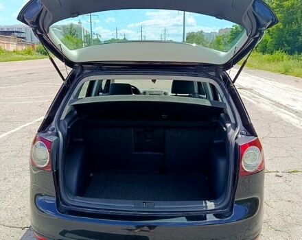 Черный Фольксваген Гольф Плюс, объемом двигателя 1.6 л и пробегом 200 тыс. км за 6990 $, фото 2 на Automoto.ua