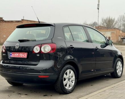 Черный Фольксваген Гольф Плюс, объемом двигателя 1.6 л и пробегом 187 тыс. км за 5999 $, фото 6 на Automoto.ua