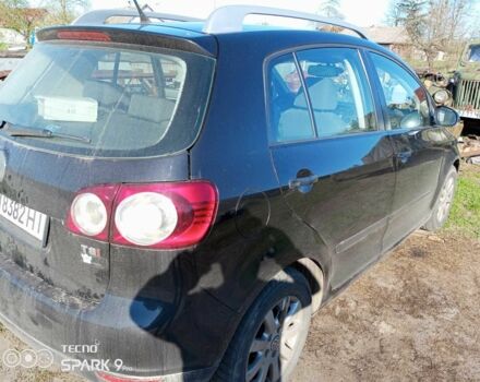 Черный Фольксваген Гольф Плюс, объемом двигателя 1.4 л и пробегом 180 тыс. км за 5100 $, фото 2 на Automoto.ua