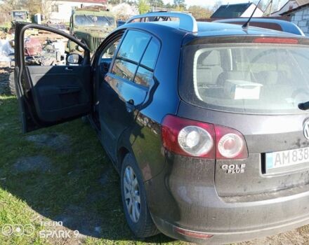 Черный Фольксваген Гольф Плюс, объемом двигателя 1.4 л и пробегом 180 тыс. км за 5100 $, фото 5 на Automoto.ua