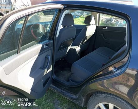 Черный Фольксваген Гольф Плюс, объемом двигателя 1.4 л и пробегом 180 тыс. км за 5100 $, фото 4 на Automoto.ua