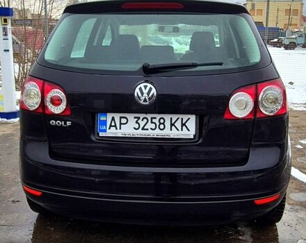 Черный Фольксваген Гольф Плюс, объемом двигателя 1.6 л и пробегом 194 тыс. км за 6800 $, фото 6 на Automoto.ua