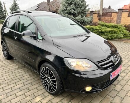 Черный Фольксваген Гольф Плюс, объемом двигателя 1.4 л и пробегом 181 тыс. км за 6850 $, фото 1 на Automoto.ua