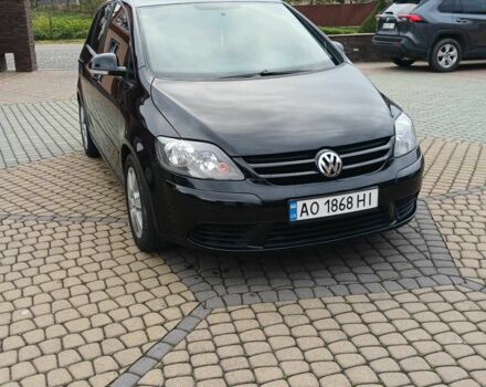 Черный Фольксваген Гольф Плюс, объемом двигателя 1.9 л и пробегом 260 тыс. км за 5400 $, фото 3 на Automoto.ua