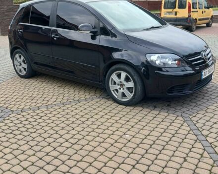 Черный Фольксваген Гольф Плюс, объемом двигателя 1.9 л и пробегом 260 тыс. км за 5400 $, фото 5 на Automoto.ua