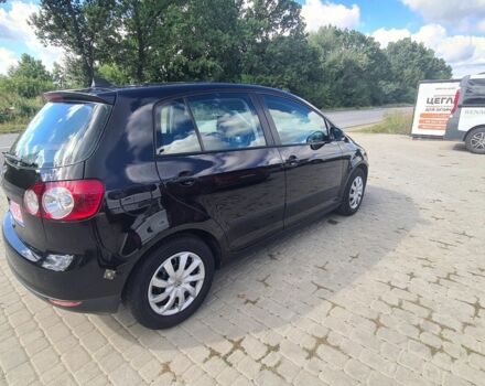 Черный Фольксваген Гольф Плюс, объемом двигателя 1.4 л и пробегом 197 тыс. км за 5600 $, фото 2 на Automoto.ua