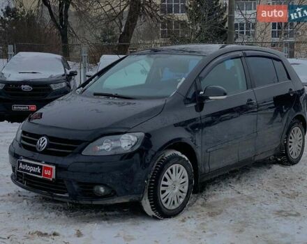 Черный Фольксваген Гольф Плюс, объемом двигателя 1.6 л и пробегом 220 тыс. км за 5890 $, фото 1 на Automoto.ua