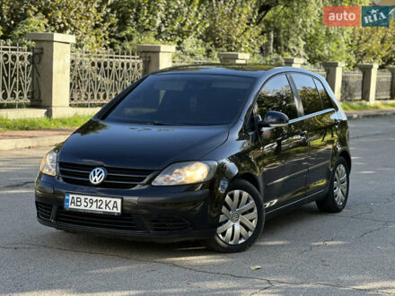 Фольксваген Гольф Плюс 2005 в Умани на Automoto.ua Черный Фольксваген Гольф Плюс, объемом двигателя 2 л и пробегом 250 тыс. км за 5800 $, фото 1 на Automoto.ua