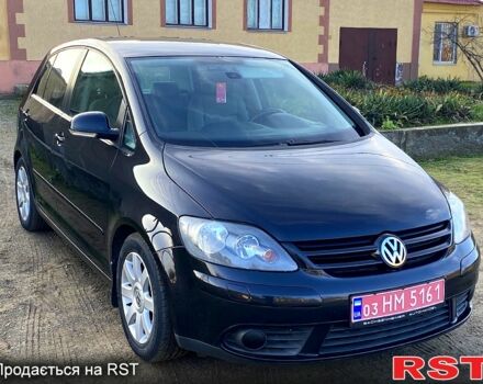 Черный Фольксваген Гольф Плюс, объемом двигателя 1.4 л и пробегом 1860 тыс. км за 7200 $, фото 1 на Automoto.ua