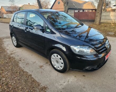 Черный Фольксваген Гольф Плюс, объемом двигателя 1.6 л и пробегом 213 тыс. км за 5990 $, фото 1 на Automoto.ua