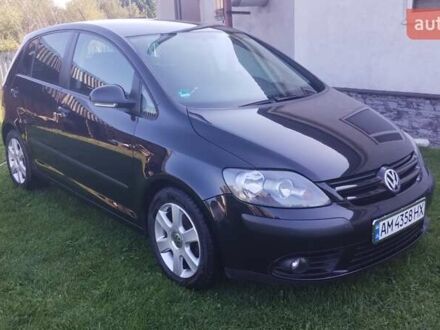 Чорний Фольксваген Golf Plus, об'ємом двигуна 1.6 л та пробігом 141 тис. км за 6000 $, фото 1 на Automoto.ua