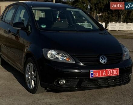 Черный Фольксваген Гольф Плюс, объемом двигателя 1.6 л и пробегом 164 тыс. км за 6200 $, фото 1 на Automoto.ua