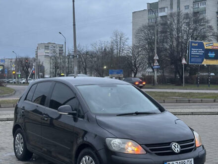 Чорний Фольксваген Golf Plus, об'ємом двигуна 1.6 л та пробігом 242 тис. км за 5650 $, фото 1 на Automoto.ua