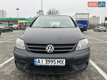 Черный Фольксваген Гольф Плюс, объемом двигателя 1.6 л и пробегом 256 тыс. км за 5300 $, фото 1 на Automoto.ua