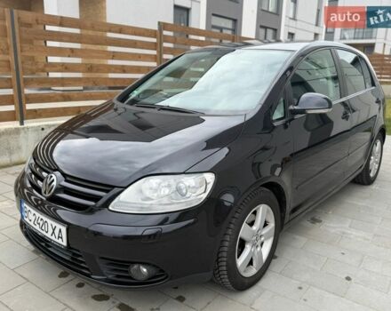 Черный Фольксваген Гольф Плюс, объемом двигателя 1.4 л и пробегом 193 тыс. км за 5950 $, фото 1 на Automoto.ua