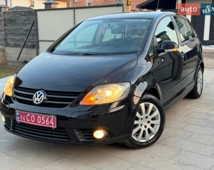 Чорний Фольксваген Golf Plus, об'ємом двигуна 1.6 л та пробігом 219 тис. км за 6390 $, фото 1 на Automoto.ua