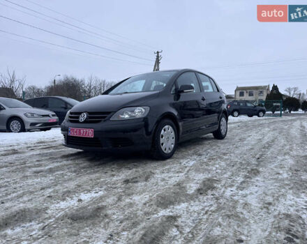 Черный Фольксваген Гольф Плюс, объемом двигателя 1.4 л и пробегом 230 тыс. км за 5990 $, фото 1 на Automoto.ua