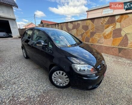 Черный Фольксваген Гольф Плюс, объемом двигателя 1.6 л и пробегом 197 тыс. км за 5500 $, фото 1 на Automoto.ua