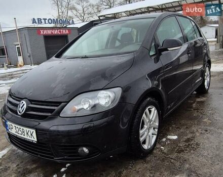 Черный Фольксваген Гольф Плюс, объемом двигателя 1.6 л и пробегом 194 тыс. км за 6800 $, фото 1 на Automoto.ua