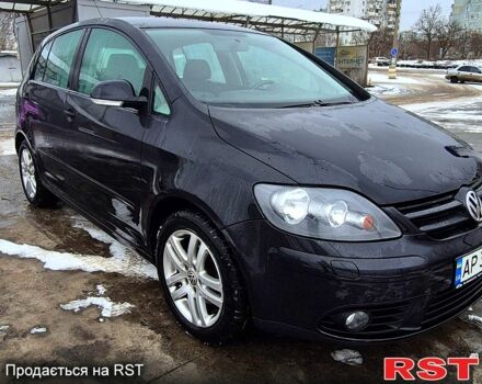 Черный Фольксваген Гольф Плюс, объемом двигателя 1.6 л и пробегом 194 тыс. км за 6800 $, фото 1 на Automoto.ua