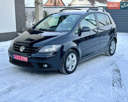 Черный Фольксваген Гольф Плюс, объемом двигателя 1.4 л и пробегом 154 тыс. км за 5999 $, фото 1 на Automoto.ua