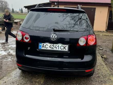 Черный Фольксваген Гольф Плюс, объемом двигателя 1.9 л и пробегом 320 тыс. км за 6900 $, фото 1 на Automoto.ua