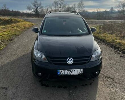 Черный Фольксваген Гольф Плюс, объемом двигателя 1.4 л и пробегом 221 тыс. км за 6850 $, фото 1 на Automoto.ua