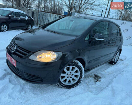 Черный Фольксваген Гольф Плюс, объемом двигателя 1.4 л и пробегом 177 тыс. км за 5900 $, фото 1 на Automoto.ua