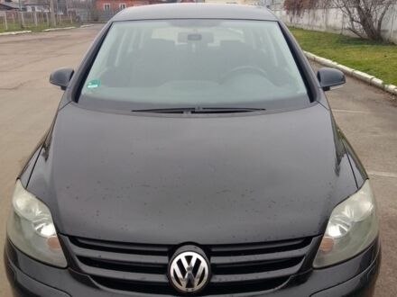 Черный Фольксваген Гольф Плюс, объемом двигателя 1.4 л и пробегом 262 тыс. км за 6700 $, фото 1 на Automoto.ua