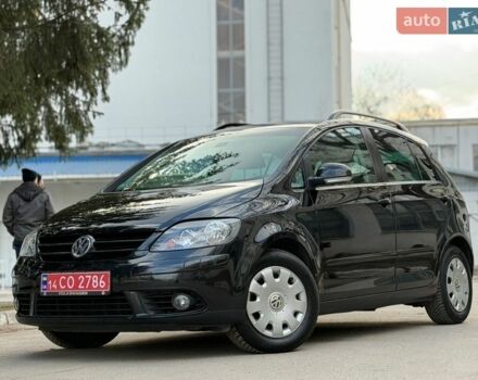 Черный Фольксваген Гольф Плюс, объемом двигателя 1.6 л и пробегом 187 тыс. км за 7650 $, фото 1 на Automoto.ua