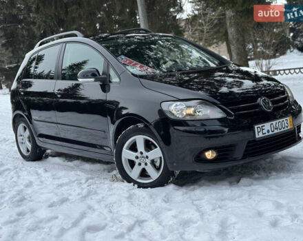Черный Фольксваген Гольф Плюс, объемом двигателя 1.6 л и пробегом 230 тыс. км за 6650 $, фото 1 на Automoto.ua