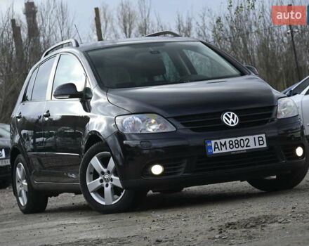 Черный Фольксваген Гольф Плюс, объемом двигателя 1.39 л и пробегом 230 тыс. км за 7999 $, фото 1 на Automoto.ua