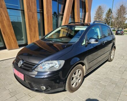 Черный Фольксваген Гольф Плюс, объемом двигателя 1.4 л и пробегом 208 тыс. км за 6500 $, фото 1 на Automoto.ua