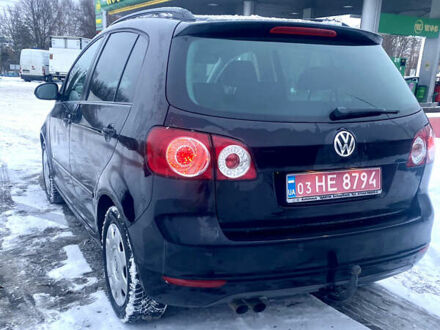 Черный Фольксваген Гольф Плюс, объемом двигателя 1.4 л и пробегом 145 тыс. км за 6888 $, фото 1 на Automoto.ua