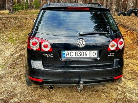 Черный Фольксваген Гольф Плюс, объемом двигателя 1.6 л и пробегом 238 тыс. км за 6500 $, фото 1 на Automoto.ua