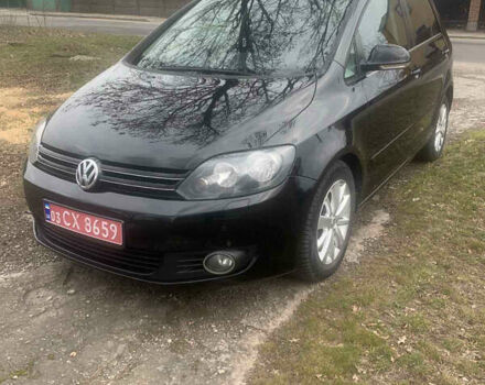 Черный Фольксваген Гольф Плюс, объемом двигателя 1.6 л и пробегом 223 тыс. км за 8300 $, фото 1 на Automoto.ua