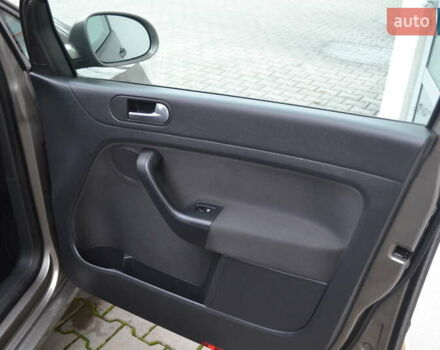 Коричневый Фольксваген Гольф Плюс, объемом двигателя 1.6 л и пробегом 183 тыс. км за 9200 $, фото 27 на Automoto.ua