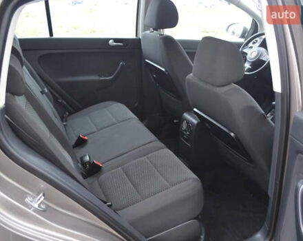 Коричневый Фольксваген Гольф Плюс, объемом двигателя 1.6 л и пробегом 183 тыс. км за 9200 $, фото 23 на Automoto.ua