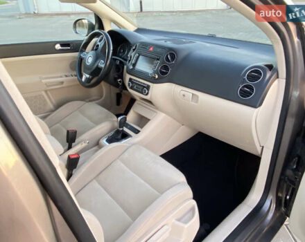 Коричневый Фольксваген Гольф Плюс, объемом двигателя 1.4 л и пробегом 133 тыс. км за 10500 $, фото 14 на Automoto.ua