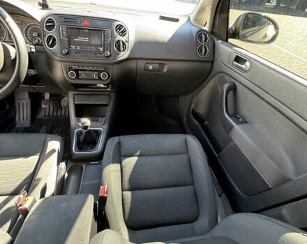 Коричневий Фольксваген Golf Plus, об'ємом двигуна 1.2 л та пробігом 210 тис. км за 7500 $, фото 45 на Automoto.ua