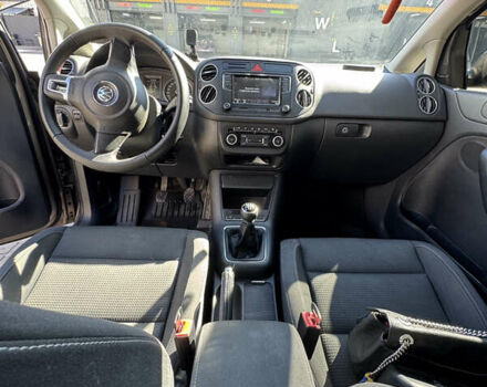 Коричневий Фольксваген Golf Plus, об'ємом двигуна 1.2 л та пробігом 210 тис. км за 7500 $, фото 31 на Automoto.ua