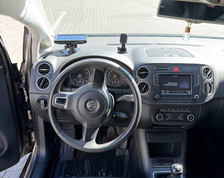 Коричневий Фольксваген Golf Plus, об'ємом двигуна 1.2 л та пробігом 210 тис. км за 7500 $, фото 27 на Automoto.ua